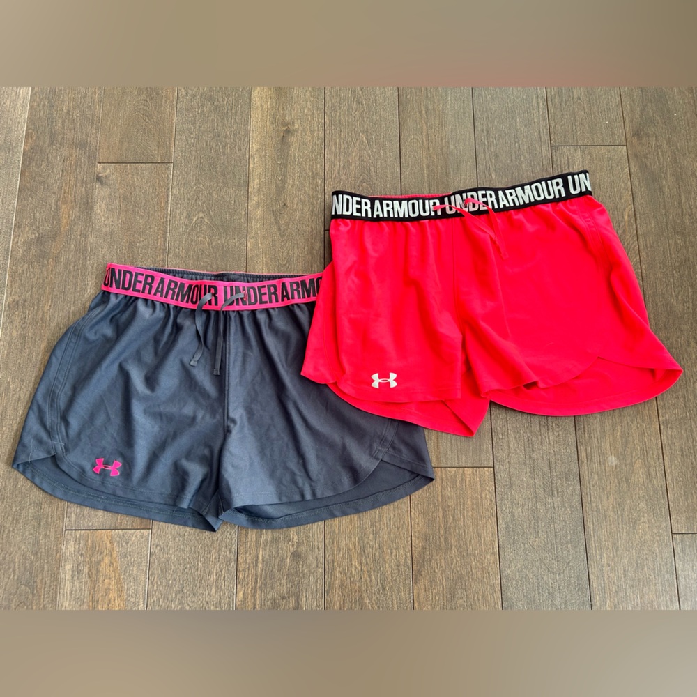 Under Armour Women’s Athletic Shorts - Black/Pink‎ size small